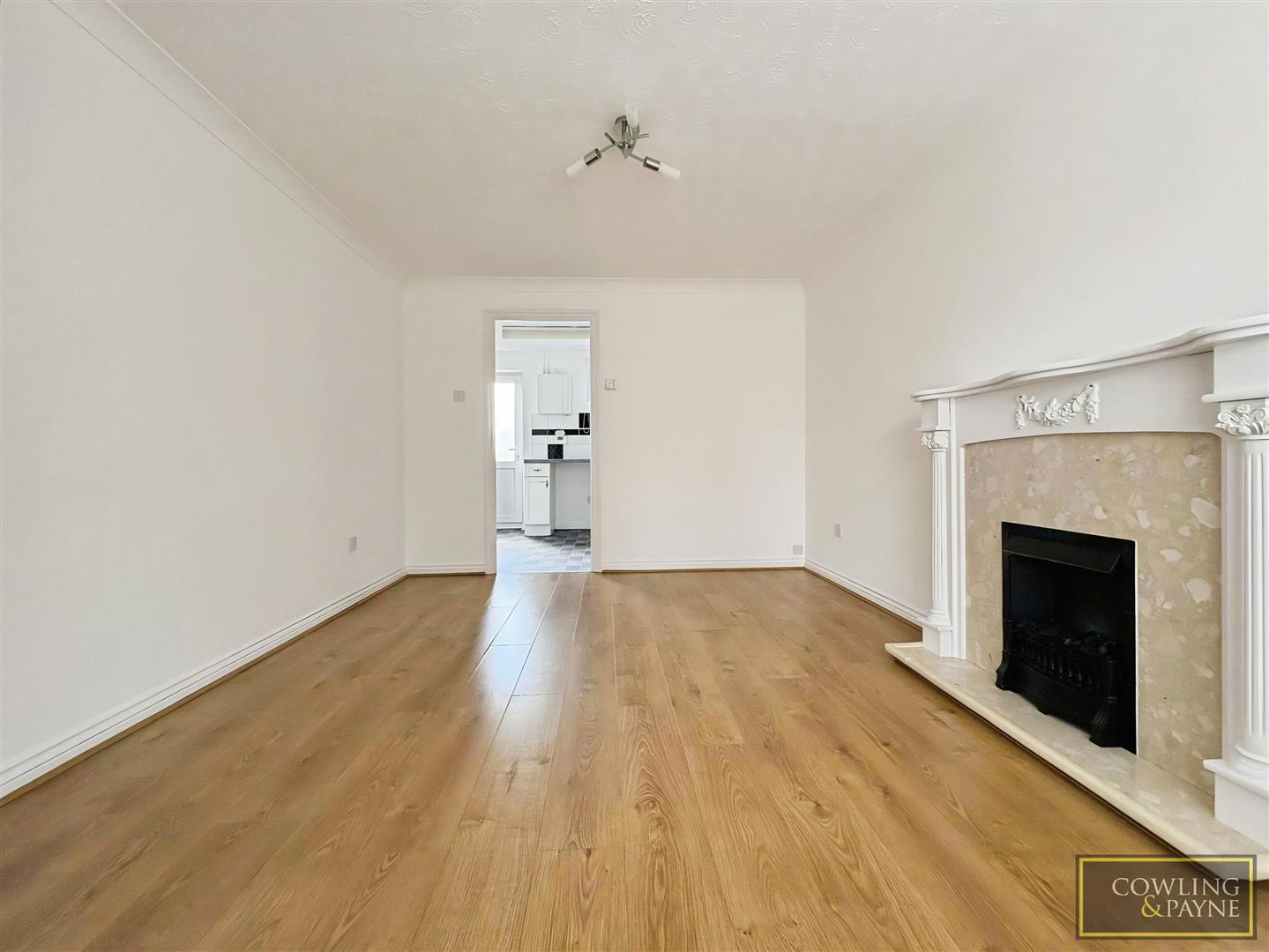 Davidson Gardens, Wickford